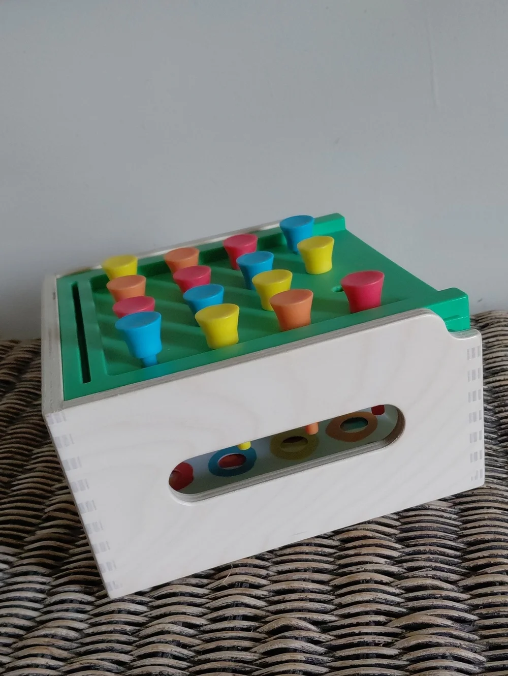 LOVEVERY Match & Tap Hammer Box